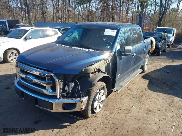2015 Ford F-150 XLT with VIN 1FTEW1EG1FFB25207, listed as a IAAI auction lot 41579579 with 67,918 mi miles. Bid and sale history available at carsss.com. Image 6.