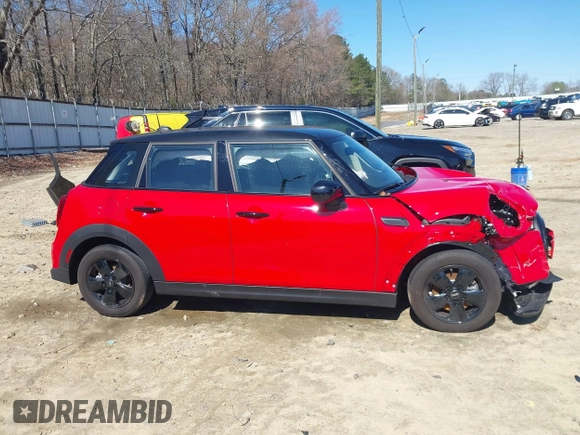 2024 MINI Hardtop 4 Door Cooper Classic with VIN WMW33DK00R2V40133, listed as a IAAI auction lot 41801763 with 9,607 mi miles and . Bid and sale history available at DreamBid. Image 14.