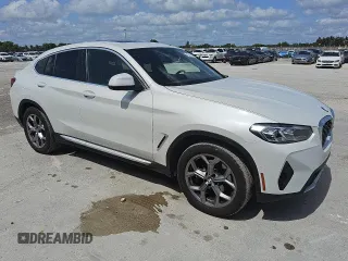 2024 BMW X4 xDrive30i z VIN 5UX33DT07R9X23990, wystawiony jako Copart lot #57439675 z przebiegiem 15 374 mil mil oraz Tytuł czysty. Historia ofert i sprzedaży dostępna na DreamBid. Obrazek 4.