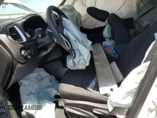 2018 Jeep Renegade Latitude z VIN ZACCJABB8JPJ55807, wystawiony jako Copart lot #56540655 z przebiegiem 101 870 mil mil oraz Szkoda całkowita • Salvage title. Historia ofert i sprzedaży dostępna na DreamBid. Obrazek 7.