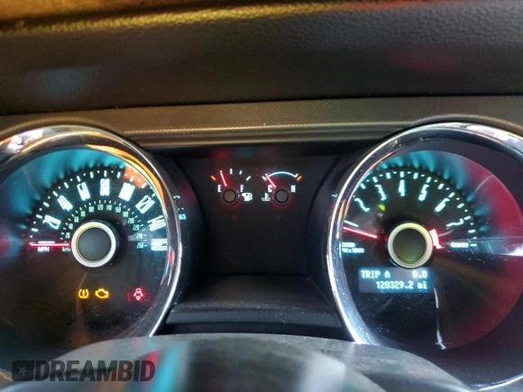 2014 Ford Mustang GT with VIN 1ZVBP8CF5E5252238, listed as a Copart auction lot 60452555 with 120,329 mi miles and Salvage title. Bid and sale history available at DreamBid. Image 9.