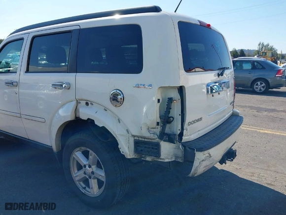 2010 Dodge Nitro SXT with VIN 1D4PU5GK3AW115958, listed as a IAAI auction lot 40357456 with 162,548 mi miles. Bid and sale history available at carsss.com. Image 6.
