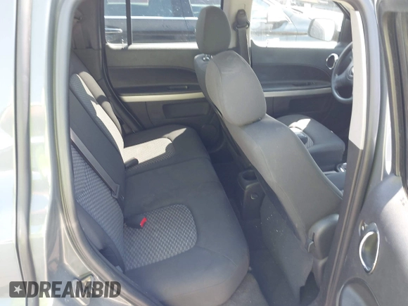 2008 Chevrolet HHR LS with VIN 3GNCA13DX8S716401, listed as a IAAI auction lot 42102680 with 221,811 mi miles and . Bid and sale history available at DreamBid. Image 8.