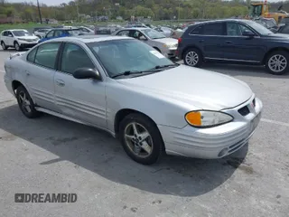 2002 Pontiac Grand Am SE1 with VIN 1G2NF52F82C315525, listed as a IAAI auction lot 42013927 with 344,107 mi miles. Bid and sale history available at carsss.com. Image 1.