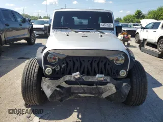 2007 Jeep Wrangler Unlimited X with VIN 1J4GB39137L150273, listed as a Copart auction lot 64072635 with 219,904 mi miles and Clean title. Bid and sale history available at DreamBid. Image 5.