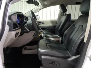2023 Chrysler Pacifica Hybrid Touring L with VIN 2C4RC1L70PR608758, listed as a Copart auction lot 45183845 with 38,461 mi miles and Salvage Title. Bid and sale history available at carsss.com. Image 7.