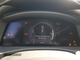 2023 Lexus RZ 450e Premium z VIN JTJAAAAB7PA020545, wystawiony jako Copart lot #66806794 z przebiegiem 7177 mil mil oraz Szkody całkowita. Historia ofert i sprzedaży dostępna na DreamBid. Obrazek 9.