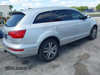 2011 Audi Q7 Premium Plus with VIN WA1LMAFE4BD007761, listed as a IAAI auction lot 42226878 with 171,005 mi miles and . Bid and sale history available at DreamBid. Image 4.