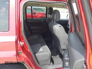 2016 Jeep Patriot Latitude with VIN 1C4NJPFB0GD527172, listed as a IAAI auction lot 42440983 with 66,836 mi miles and . Bid and sale history available at DreamBid. Image 8.