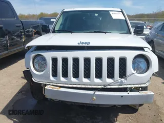 2016 Jeep Patriot Sport SE with VIN 1C4NJPBA2GD502240, listed as a IAAI auction lot 42093174 with 103,725 mi miles and . Bid and sale history available at carsss.com. Image 6.