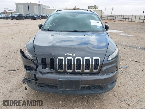 2014 Jeep Cherokee Latitude z VIN 1C4PJLCS1EW319194, wystawiony jako IAAI lot #41710491 z przebiegiem 108 136 mil mil oraz . Historia ofert i sprzedaży dostępna na DreamBid. Obrazek 12.