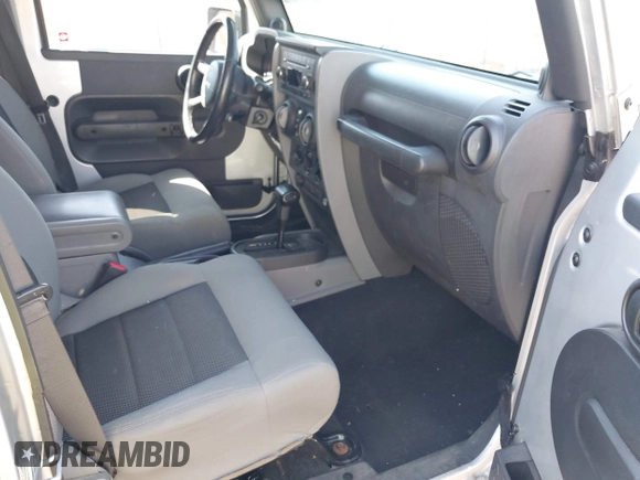2008 Jeep Wrangler Unlimited X with VIN 1J4GA39168L592999, listed as a IAAI auction lot 42699909 with 158,128 mi miles and . Bid and sale history available at DreamBid. Image 5.