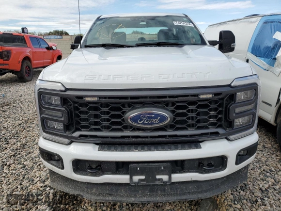 2023 Ford F-250 XL with VIN 1FT8W2BA7PEE01027, listed as a Copart auction lot 74254724 with 17,466 mi miles and Salvage title. Bid and sale history available at DreamBid. Image 5.