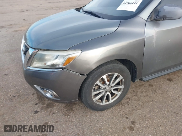 2015 Nissan Pathfinder SL with VIN 5N1AR2MM0FC635824, listed as a IAAI auction lot 41766141 with 101,883 mi miles and . Bid and sale history available at DreamBid. Image 6.