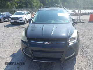 2013 Ford Escape SE z VIN 1FMCU9GX5DUA19887, wystawiony jako IAAI lot #42580986 z przebiegiem 169 407 mil mil oraz . Historia ofert i sprzedaży dostępna na DreamBid. Obrazek 6.