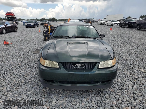 2001 Ford Mustang GT Deluxe with VIN 1FAFP42X61F262133, listed as a Copart auction lot 60112915 with 98,102 mi miles and Salvage title. Bid and sale history available at DreamBid. Image 5.