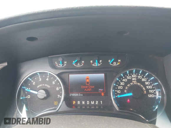 2014 Ford F-150 XL with VIN 1FTFW1ET0EFA05463, listed as a IAAI auction lot 42037670 with 219,154 mi miles and . Bid and sale history available at DreamBid. Image 7.