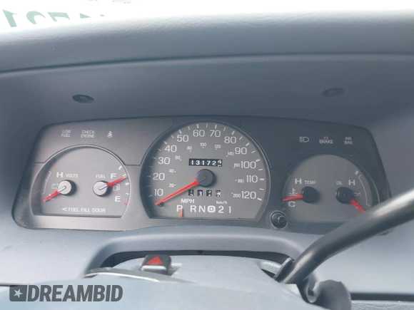 1999 Mercury Grand Marquis GS z VIN 2MEFM74W9XX622371, wystawiony jako IAAI lot #41721054 z przebiegiem 131 724 mil mil oraz . Historia ofert i sprzedaży dostępna na DreamBid. Obrazek 7.