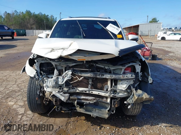 2014 Toyota 4Runner SR5 with VIN JTEZU5JR7E5078142, listed as a IAAI auction lot 41191786 with 197,512 mi miles and . Bid and sale history available at DreamBid. Image 13.
