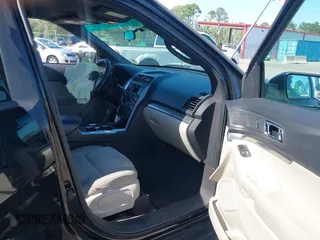 2014 Ford Explorer z VIN 1FM5K7B82EGC10363, wystawiony jako IAAI lot #42281019 z przebiegiem 168 878 mil mil oraz . Historia ofert i sprzedaży dostępna na DreamBid. Obrazek 5.