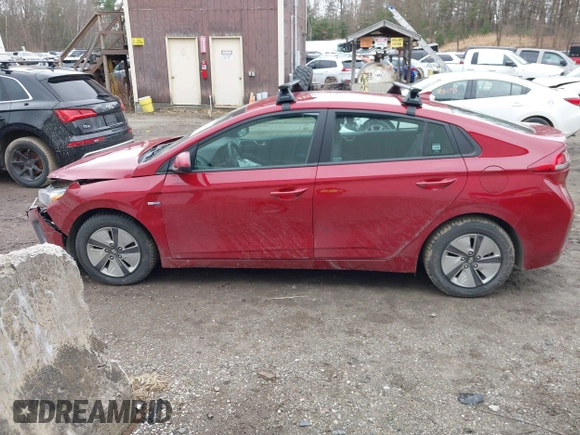 2020 Hyundai Ioniq Blue z VIN KMHC65LC5LU228888, wystawiony jako IAAI lot #41921248 z przebiegiem 45 599 mil mil oraz . Historia ofert i sprzedaży dostępna na DreamBid. Obrazek 14.