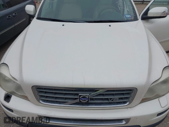 2007 Volvo XC90 V8 with VIN YV4CZ852X71397570, listed as a IAAI auction lot 41715426 with 217,019 mi miles. Bid and sale history available at carsss.com. Image 10.