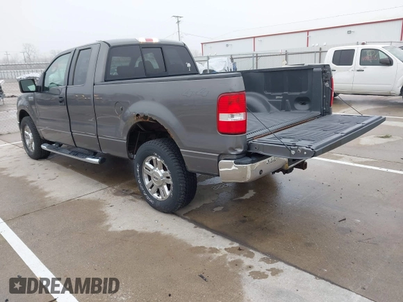 2008 Ford F-150 XLT with VIN 1FTPX14V58FC01083, listed as a IAAI auction lot 41998213 with 120,173 mi miles. Bid and sale history available at carsss.com. Image 3.