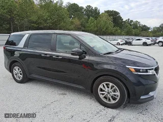 2024 Kia Carnival LX with VIN KNDNB4H35R6425665, listed as a Copart auction lot 74088534 with 11,481 mi miles and Clean Title. Bid and sale history available at carsss.com. Image 4.