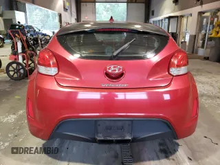 2015 Hyundai Veloster with VIN KMHTC6AD1FU228644, listed as a Copart auction lot 70176233 with 117,359 mi miles. Bid and sale history available at carsss.com. Image 6.