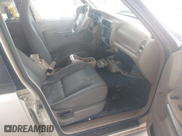 2002 Ford Explorer Sport Trac Value с VIN 1FMZU67E92UD00403, выставлен на аукционе IAAI как лот 42490059 с пробегом 213 550 миль миль и . История ставок и продаж доступна на DreamBid. Изображение 5.