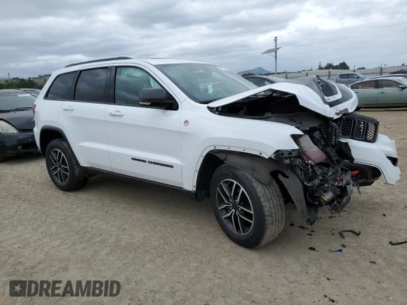 2019 Jeep Grand Cherokee Trailhawk with VIN 1C4RJFLT2KC854714, listed as a Copart auction lot 53761525 with 52,526 mi miles and Salvage title. Bid and sale history available at DreamBid. Image 4.