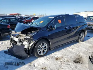 2022 Toyota Sienna XSE z VIN 5TDXSKFC8NS071490, wystawiony jako Copart lot #88327015 z przebiegiem Nie podano mil oraz Szkoda całkowita • Salvage title. Historia ofert i sprzedaży dostępna na DreamBid. Obrazek 1.