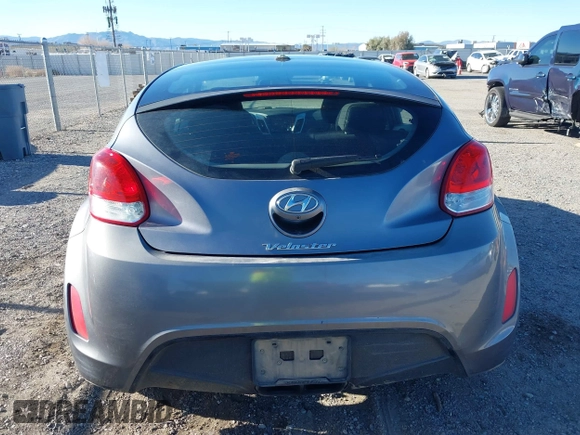 2017 Hyundai Veloster with VIN KMHTC6AD9HU323472, listed as a IAAI auction lot 41865974 with 94,692 mi miles. Bid and sale history available at carsss.com. Image 16.