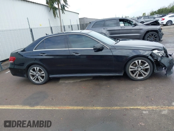 2015 Mercedes-Benz E 350 Sport with VIN WDDHF5KB6FB092327, listed as a IAAI auction lot 41782045 with 162,348 mi miles and . Bid and sale history available at DreamBid. Image 13.