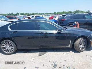 2021 BMW 7 Series 750i xDrive with VIN WBA7U2C05MCF83437, listed as a IAAI auction lot 42403572 with Not provided miles and . Bid and sale history available at DreamBid. Image 14.