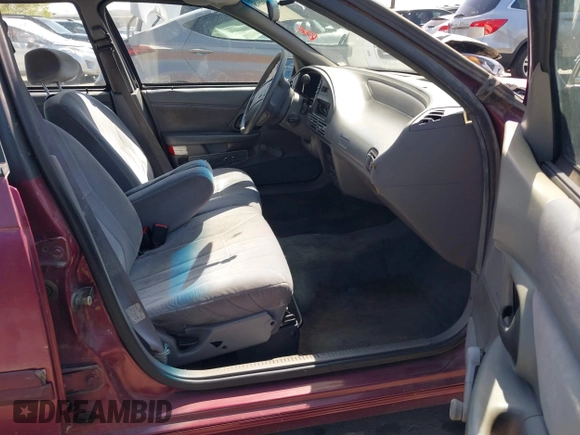 1993 Ford Taurus z VIN 1FACP52U4PG225521, wystawiony jako IAAI lot #42096535 z przebiegiem 76 808 mil mil oraz . Historia ofert i sprzedaży dostępna na DreamBid. Obrazek 5.