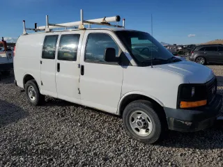 2007 GMC Savana Cargo Van with VIN 1GTGG25U971135449, listed as a Copart auction lot 77988224 with 325,803 mi miles and Clean Title. Bid and sale history available at carsss.com. Image 4.