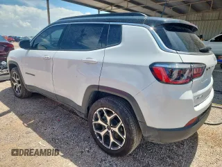 2025 Jeep Compass Limited z VIN 3C4NJDCN1ST523924, wystawiony jako Copart lot #63742705 z przebiegiem 22 210 mil mil oraz Czysty tytuł • Clean title. Historia ofert i sprzedaży dostępna na DreamBid. Obrazek 2.