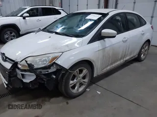2012 Ford Focus SE с VIN 1FAHP3F2XCL429258, выставлен на аукционе IAAI как лот 41906572 с пробегом 225 451 миль миль и . История ставок и продаж доступна на DreamBid. Изображение 2.