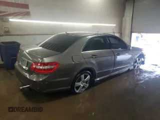 2010 Mercedes-Benz E-Class E 350 Luxury with VIN WDDHF8HB4AA104093, listed as a Copart auction lot 50885135 with 70,628 mi miles and Salvage Title. Bid and sale history available at carsss.com. Image 3.