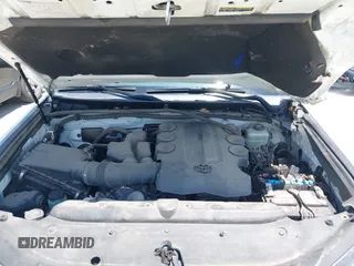 2018 Toyota 4Runner SR5 with VIN JTEBU5JRXJ5595186, listed as a IAAI auction lot 42607713 with 83,592 mi miles and . Bid and sale history available at DreamBid. Image 10.