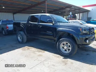 2007 Toyota Tacoma z VIN 5TELU42N27Z357000, wystawiony jako IAAI lot #41939795 z przebiegiem 178 295 mil mil oraz . Historia ofert i sprzedaży dostępna na DreamBid. Obrazek 1.