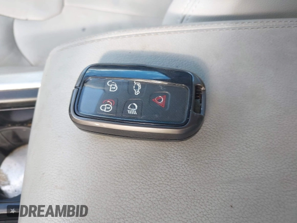 2015 Land Rover Range Rover Evoque Pure Plus with VIN SALVP2BG7FH962564, listed as a IAAI auction lot 40739895 with 101,752 mi miles and . Bid and sale history available at DreamBid. Image 11.