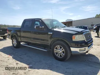 2004 Ford F-150 XLT with VIN 1FTPW14584KB28280, listed as a Copart auction lot 49546875 with 214,808 mi miles and Clean Title. Bid and sale history available at carsss.com. Image 4.