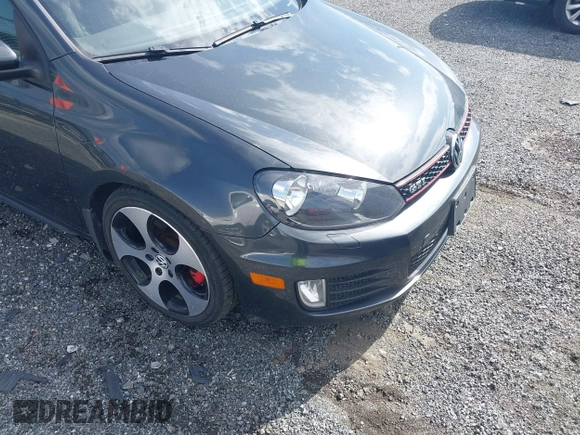 2011 Volkswagen GTI w/Sunroof & Navi PZEV z VIN WVWGD7AJ7BW070534, wystawiony jako IAAI lot #42159521 z przebiegiem 138 279 mil mil oraz . Historia ofert i sprzedaży dostępna na DreamBid. Obrazek 6.