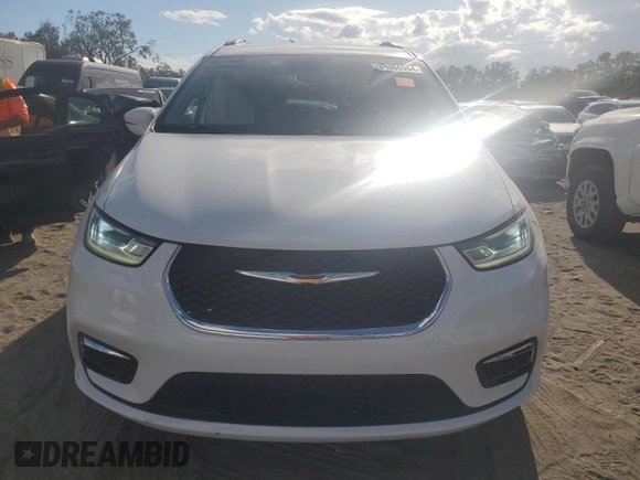 2021 Chrysler Pacifica Touring with VIN 2C4RC1FG1MR510121, listed as a Copart auction lot 78366954 with 34,296 mi miles and Salvage title. Bid and sale history available at DreamBid. Image 5.