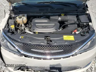 2020 Chrysler Pacifica Touring L Plus z VIN 2C4RC1EG4LR110425, wystawiony jako Copart lot #57892245 z przebiegiem 67 368 mil mil oraz Nie do naprawy • Non repairable. Historia ofert i sprzedaży dostępna na DreamBid. Obrazek 12.
