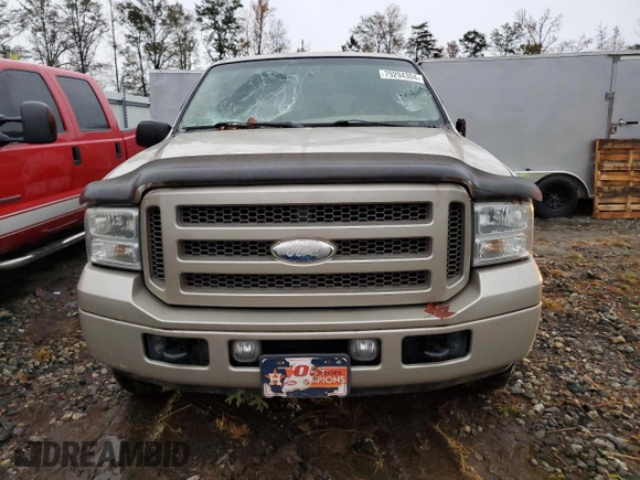2005 Ford Excursion Limited z VIN 1FMNU43S05ED46778, wystawiony jako Copart lot #79294304 z przebiegiem 178 533 mil mil oraz Szkoda całkowita • Salvage title. Historia ofert i sprzedaży dostępna na DreamBid. Obrazek 5.