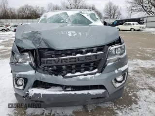 2020 Chevrolet Colorado 4WD LT with VIN 1GCGTCEN2L1107853, listed as a Copart auction lot 47819145 with 55,204 mi miles and Salvage Title. Bid and sale history available at carsss.com. Image 5.