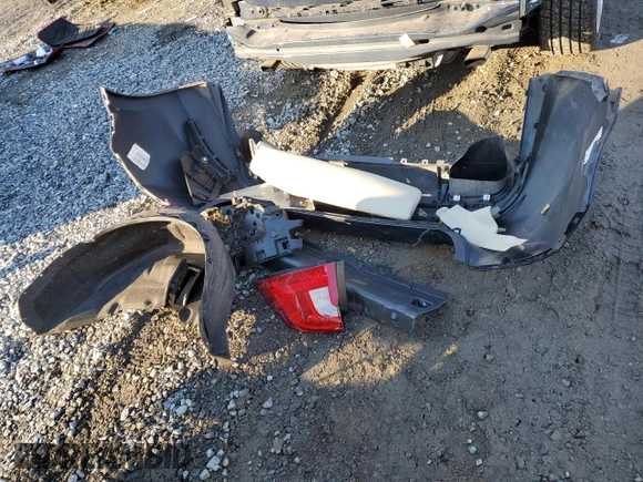 2015 Volvo S60 T5 Premier with VIN YV1612TBXF1304756, listed as a Copart auction lot 43284325 with 83,428 mi miles and Salvage Title. Bid and sale history available at carsss.com. Image 12.